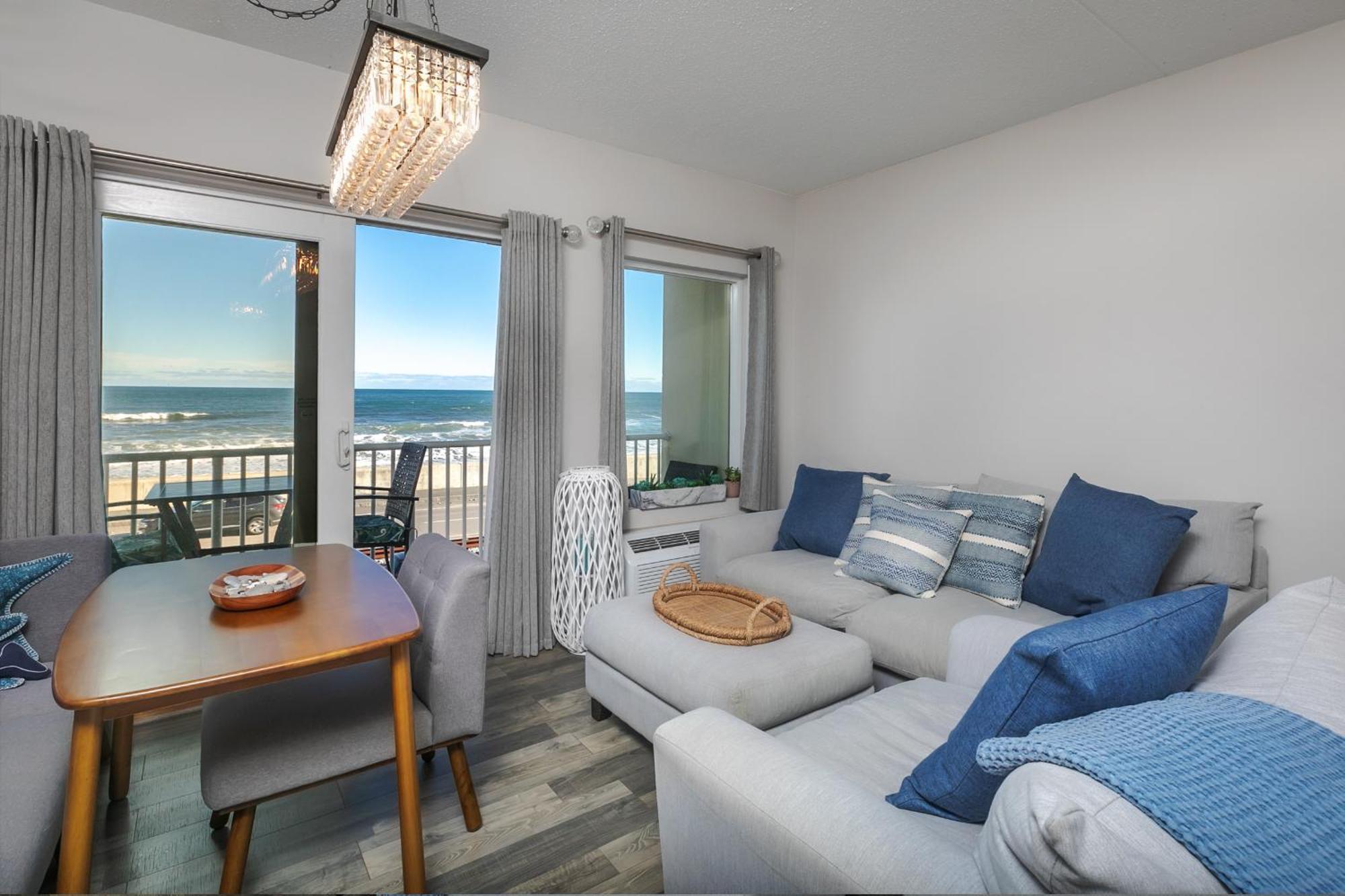 Direct Oceanfront Studio Suite! Хэмптон Экстерьер фото